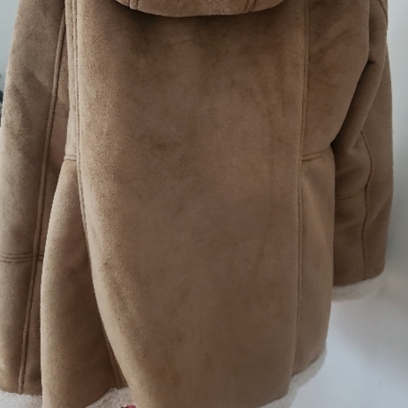 Tan Shearling Coat - Picture 4 of 5